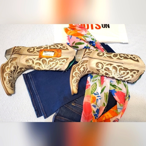 Authentic Corral Boots size 7 1/2. NWT - Picture 5 of 15